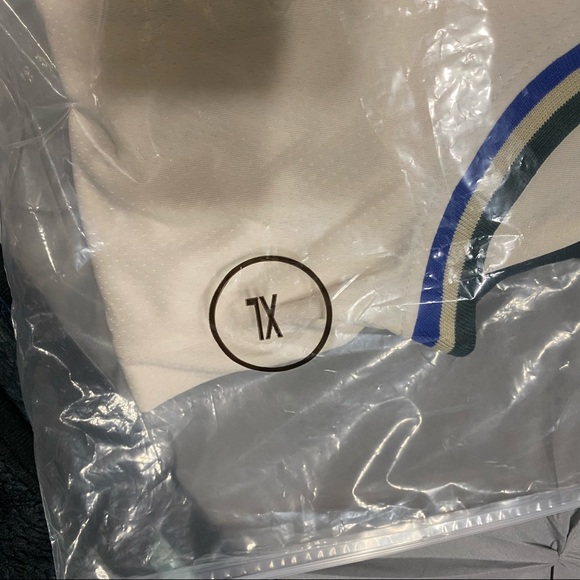 NWT Cream City Milwaukee Bucks Jersey w/ Harley-Davidson & Nike Logos - Picture 10 of 11